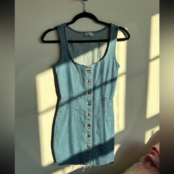Oh Polly Denim Button Down Bodycon Mini Dress - Picture 2 of 2